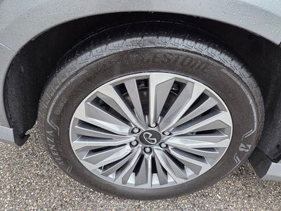 2025 INFINITI QX80 Sensory 4WD
