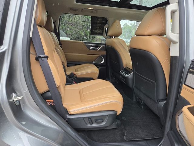2025 INFINITI QX80 Sensory 4WD