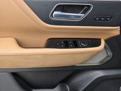 2025 INFINITI QX80 Sensory 4WD