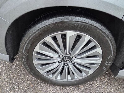 2025 INFINITI QX80 Sensory 4WD