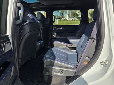 2027 INFINITI QX80 Sport 4WD