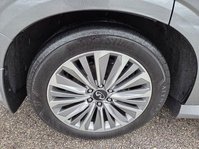 2025 INFINITI QX80 Sensory 4WD