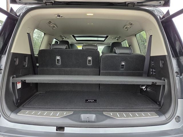 2025 INFINITI QX80 Sensory 4WD