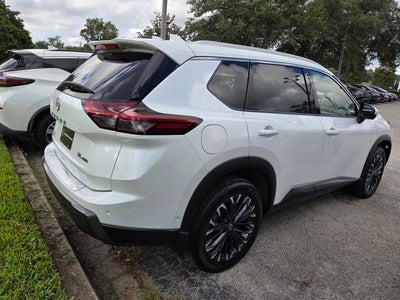 2025 Nissan Rogue SL