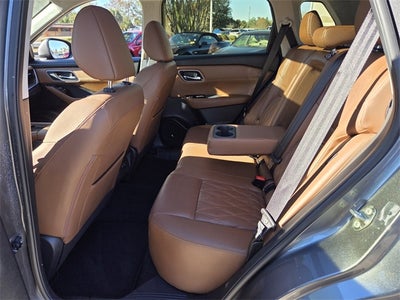 2024 Nissan Rogue Platinum