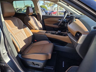 2024 Nissan Rogue Platinum