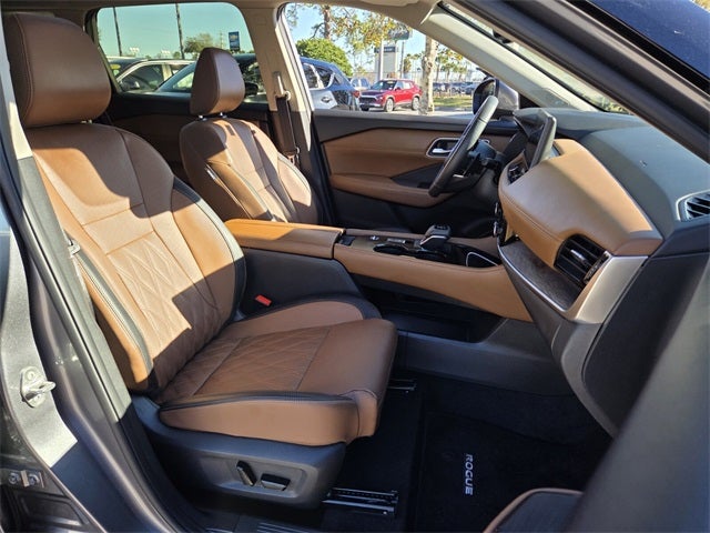 2024 Nissan Rogue Platinum