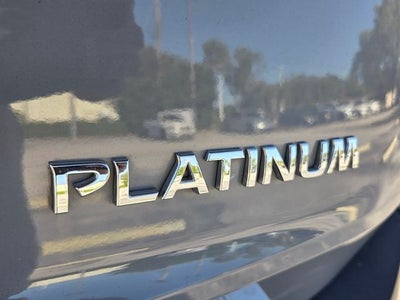 2023 Nissan Rogue Platinum SUPER CLEAN