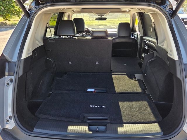 2023 Nissan Rogue Platinum SUPER CLEAN