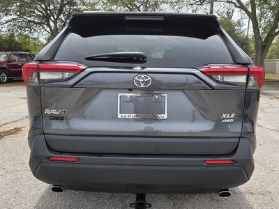 2020 Toyota RAV4 XLE