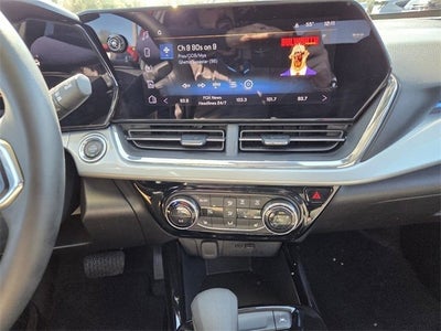 2025 Chevrolet Trax LT