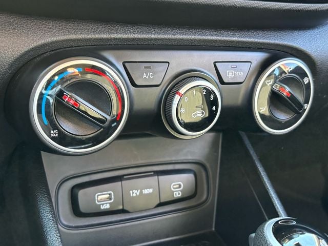 2023 Hyundai Venue SE