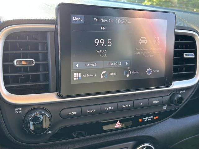 2023 Hyundai Venue SE