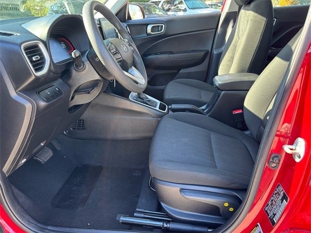 2023 Hyundai Venue SE