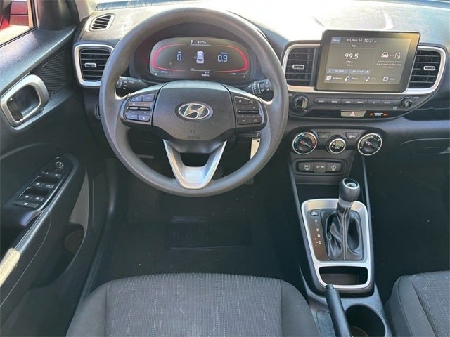 2023 Hyundai Venue SE