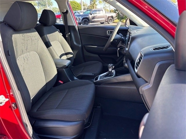 2023 Hyundai Venue SE