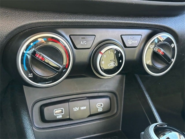 2023 Hyundai Venue SE