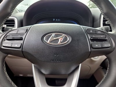 2025 Hyundai Venue SEL