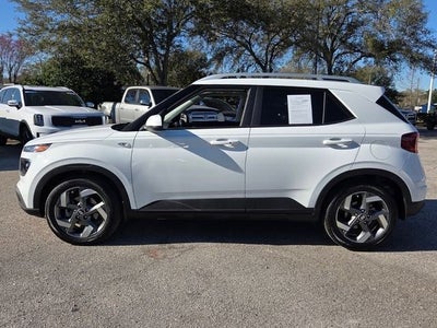 2025 Hyundai Venue SEL