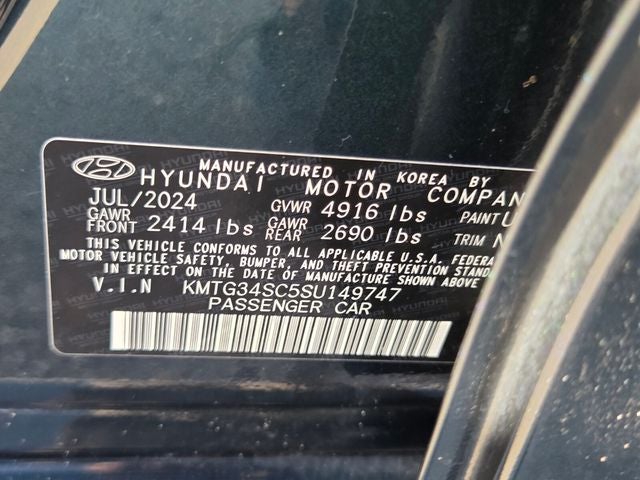 2025 Genesis G70 2.5T