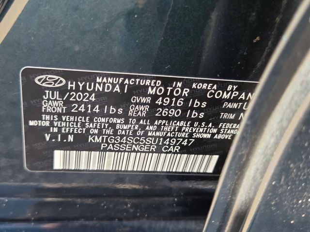 2025 Genesis G70 2.5T