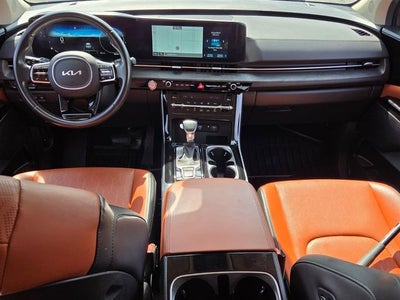 2024 Kia Carnival SX