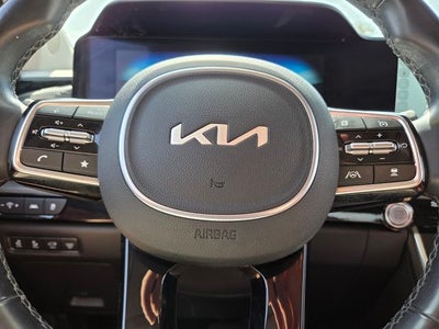 2024 Kia Carnival SX