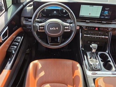 2024 Kia Carnival SX