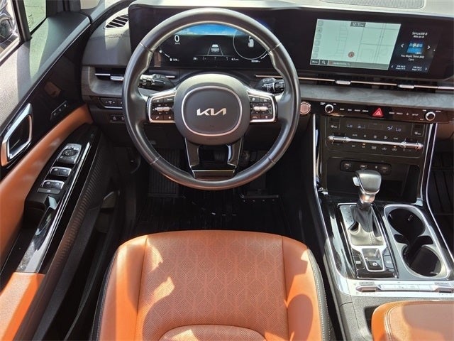 2024 Kia Carnival SX