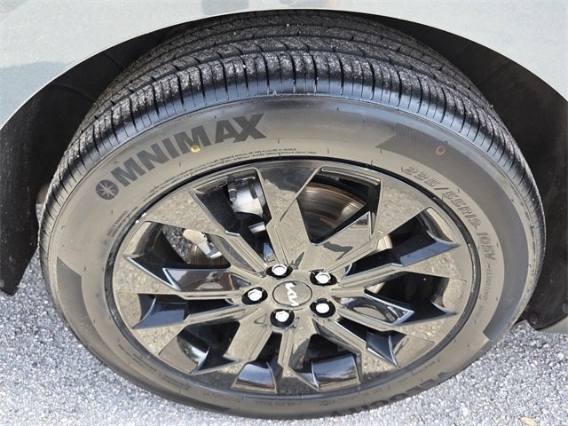 2024 Kia Carnival SX