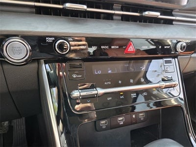 2024 Kia Carnival SX