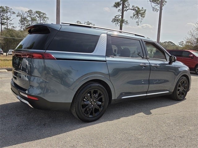 2024 Kia Carnival SX