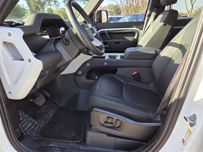 2025 Land Rover Defender 110 S