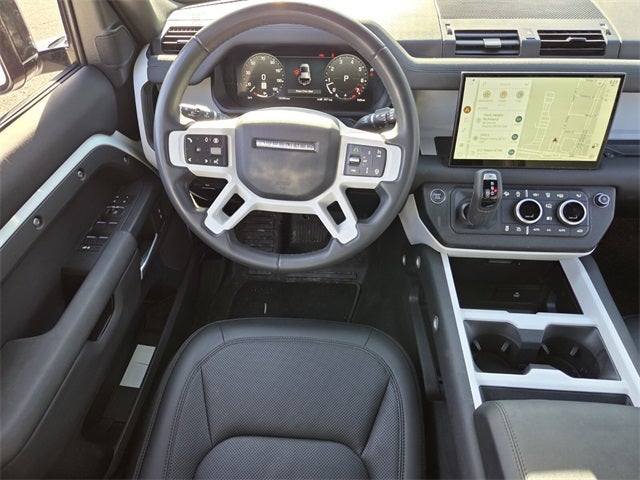 2025 Land Rover Defender 110 S