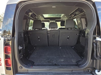 2025 Land Rover Defender 110 S