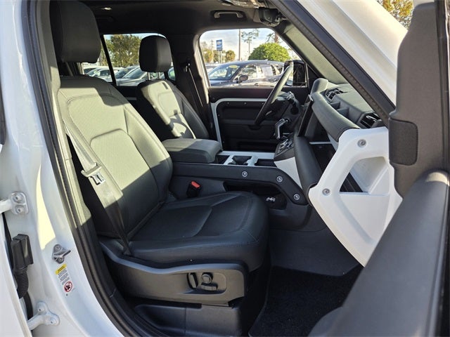2025 Land Rover Defender 110 S