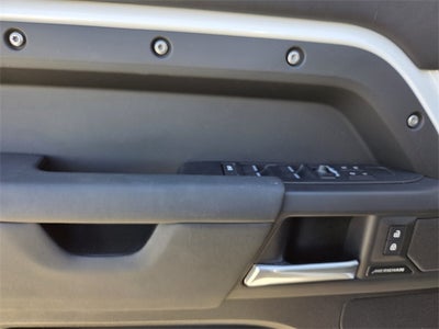 2025 Land Rover Defender 110 S