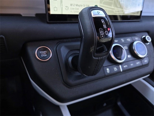 2025 Land Rover Defender 110 S