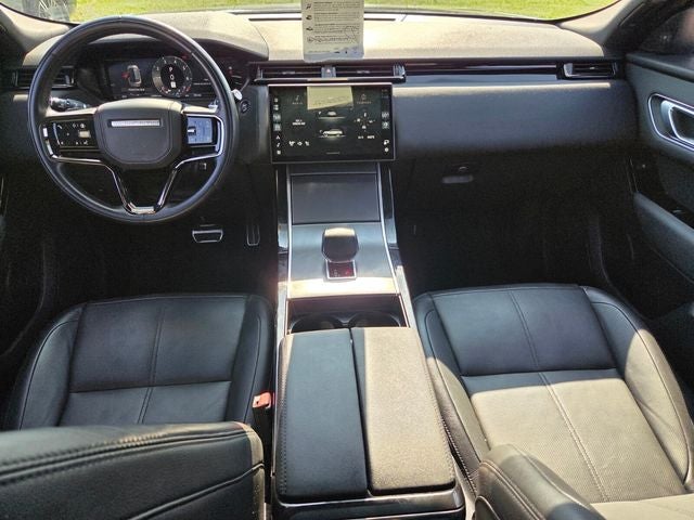 2025 Land Rover Range Rover Velar Dynamic SE