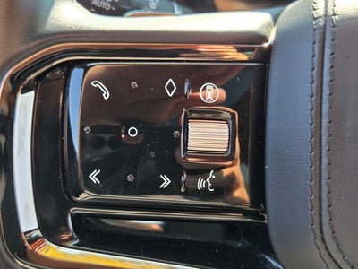 2025 Land Rover Range Rover Velar Dynamic SE