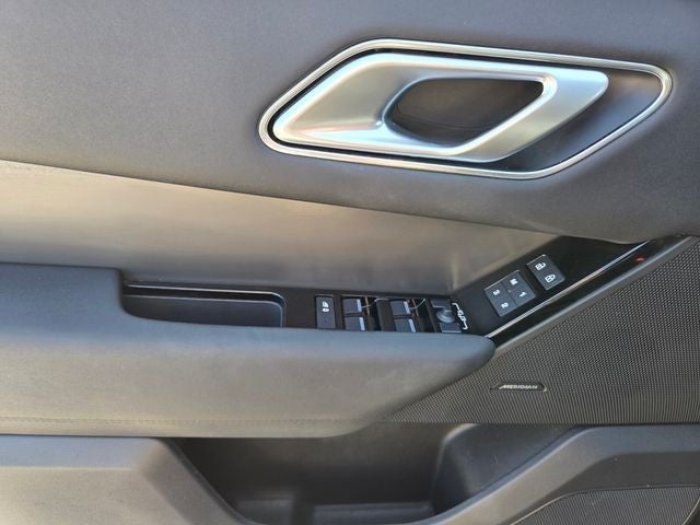 2025 Land Rover Range Rover Velar Dynamic SE