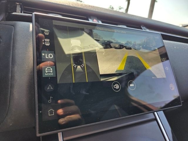 2025 Land Rover Range Rover Velar Dynamic SE