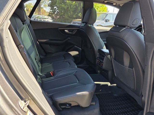 2025 Audi Q8 55 Premium Plus quattro