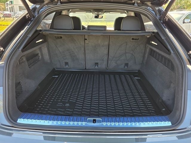 2025 Audi Q8 55 Premium Plus quattro