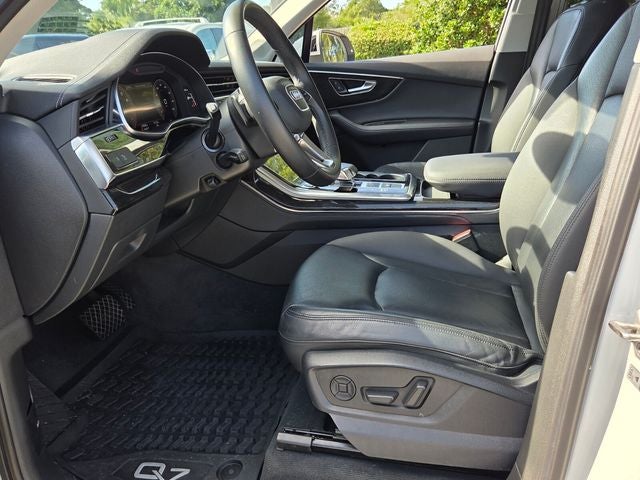 2023 Audi Q7 45 Premium Plus quattro