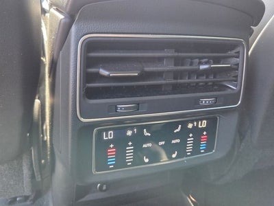 2023 Audi Q7 45 Premium Plus quattro