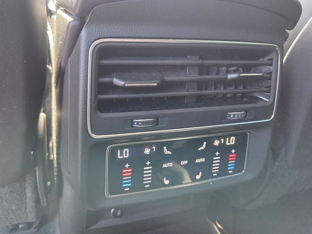2023 Audi Q7 45 Premium Plus quattro