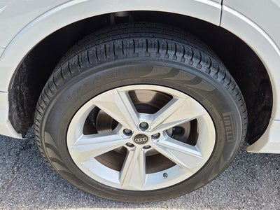 2023 Audi Q7 45 Premium Plus quattro
