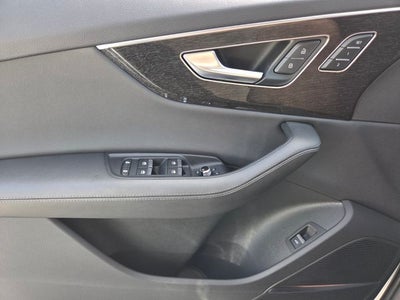 2023 Audi Q7 45 Premium Plus quattro