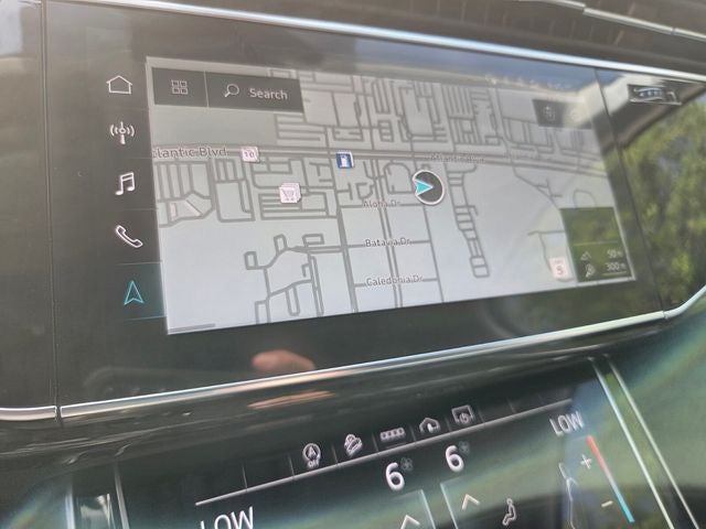 2023 Audi Q7 45 Premium Plus quattro